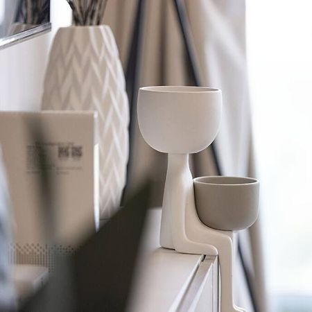Chic 2 Bed Near Trade Centre With 5 Star Amenities Apartment Dubai Exterior photo