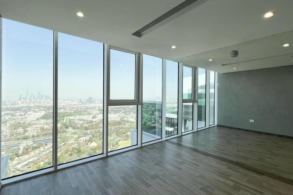 Chic 2 Bed Near Trade Centre With 5 Star Amenities Apartment Dubai Exterior photo