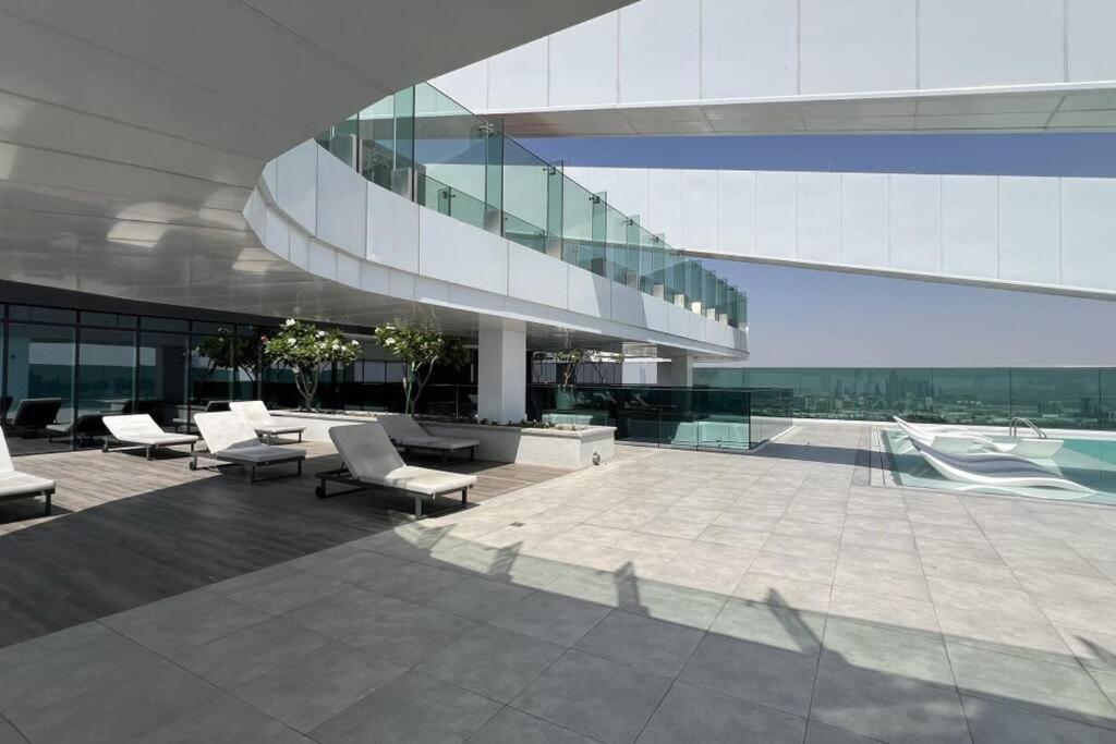 Chic 2 Bed Near Trade Centre With 5 Star Amenities Apartment Dubai Exterior photo