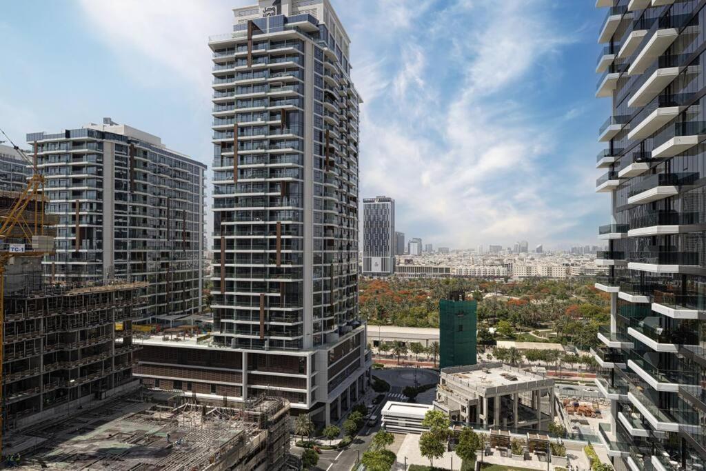 Chic 2 Bed Near Trade Centre With 5 Star Amenities Apartment Dubai Exterior photo