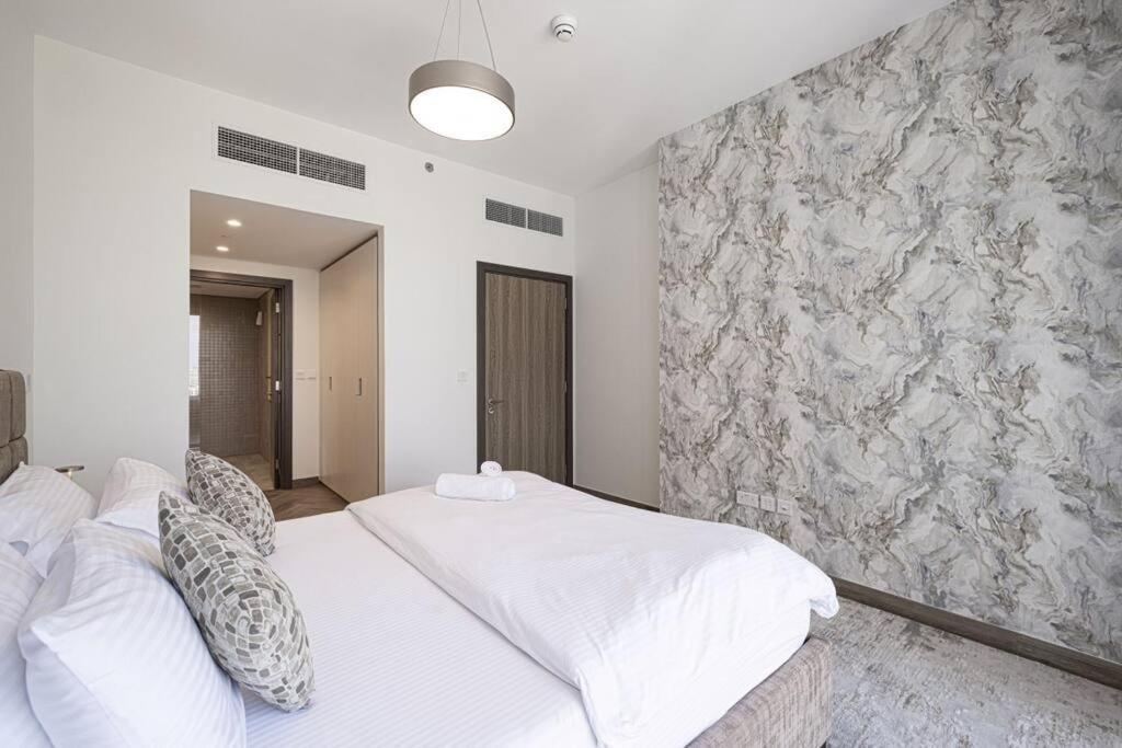 Chic 2 Bed Near Trade Centre With 5 Star Amenities Apartment Dubai Exterior photo